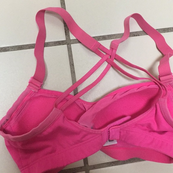VS sports bra - Picture 3 of 5